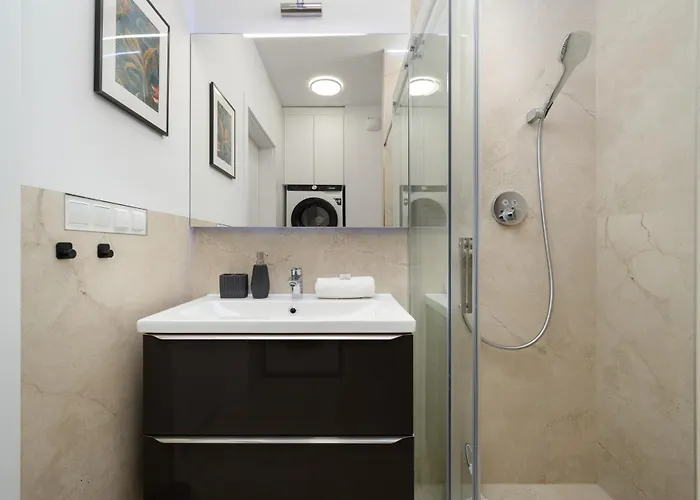 Miedziana 6 & 18 With Free Garage By Renters *