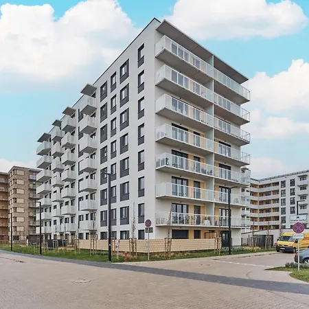Miedziana 6 & 18 With Free Garage By Renters Apartment *
