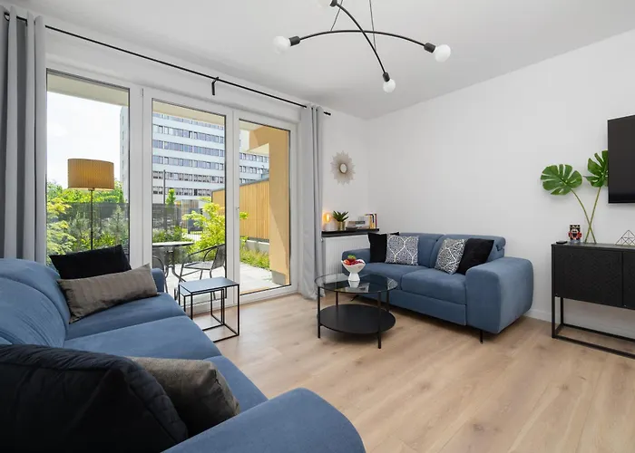 Daire Miedziana 6 & 18 With Free Garage By Renters Wroclaw