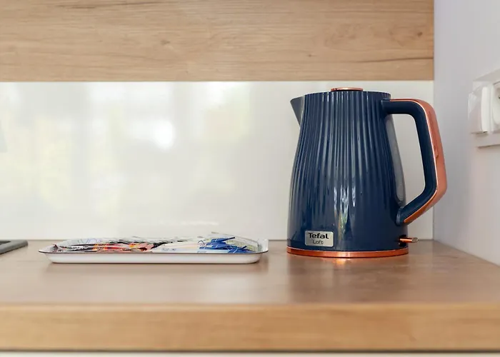 Miedziana 6 & 18 With Free Garage By Renters Wroclaw